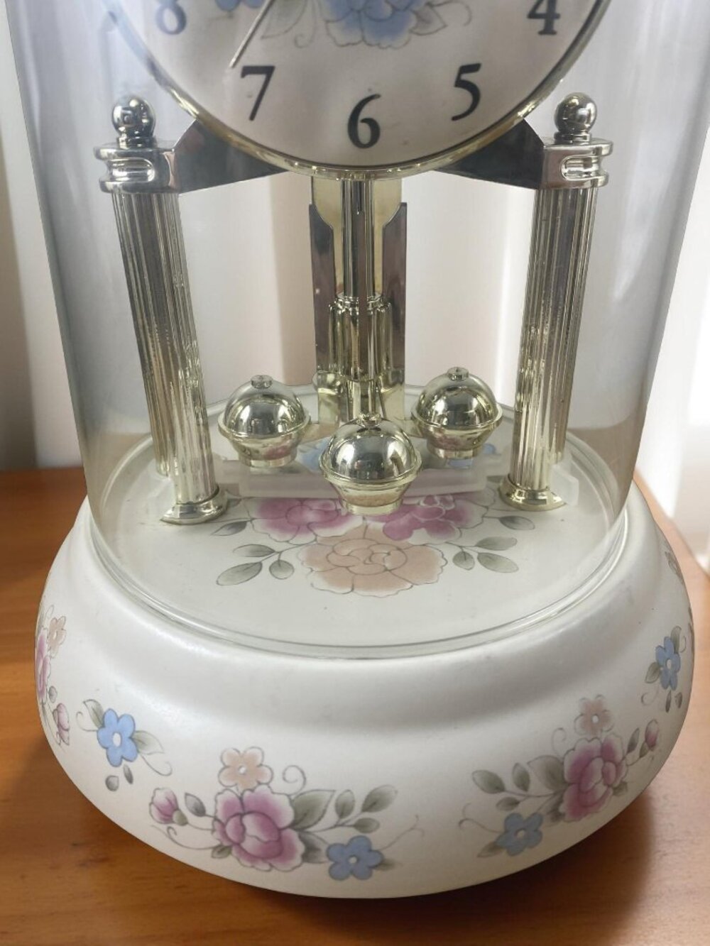 Vintage Timex Anniversary Clock with Glass Dome - Doesn't Work - Cottagecore Cha - Picture 8 of 11